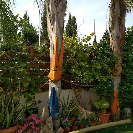 Villa Long Beach Garden