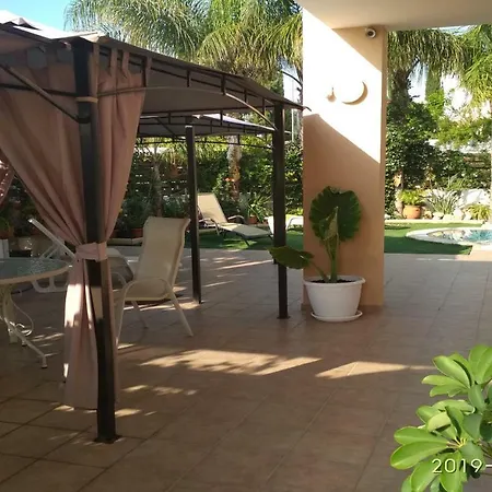 Long Beach Garden